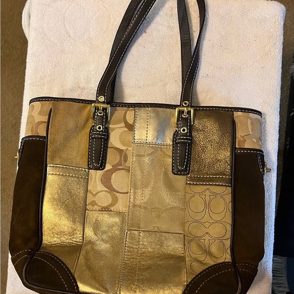 Authentic 2007 Coach Gold Brown Leather Suede
Patchwork Handbag G0771-F11408 - Picture 3 of 15